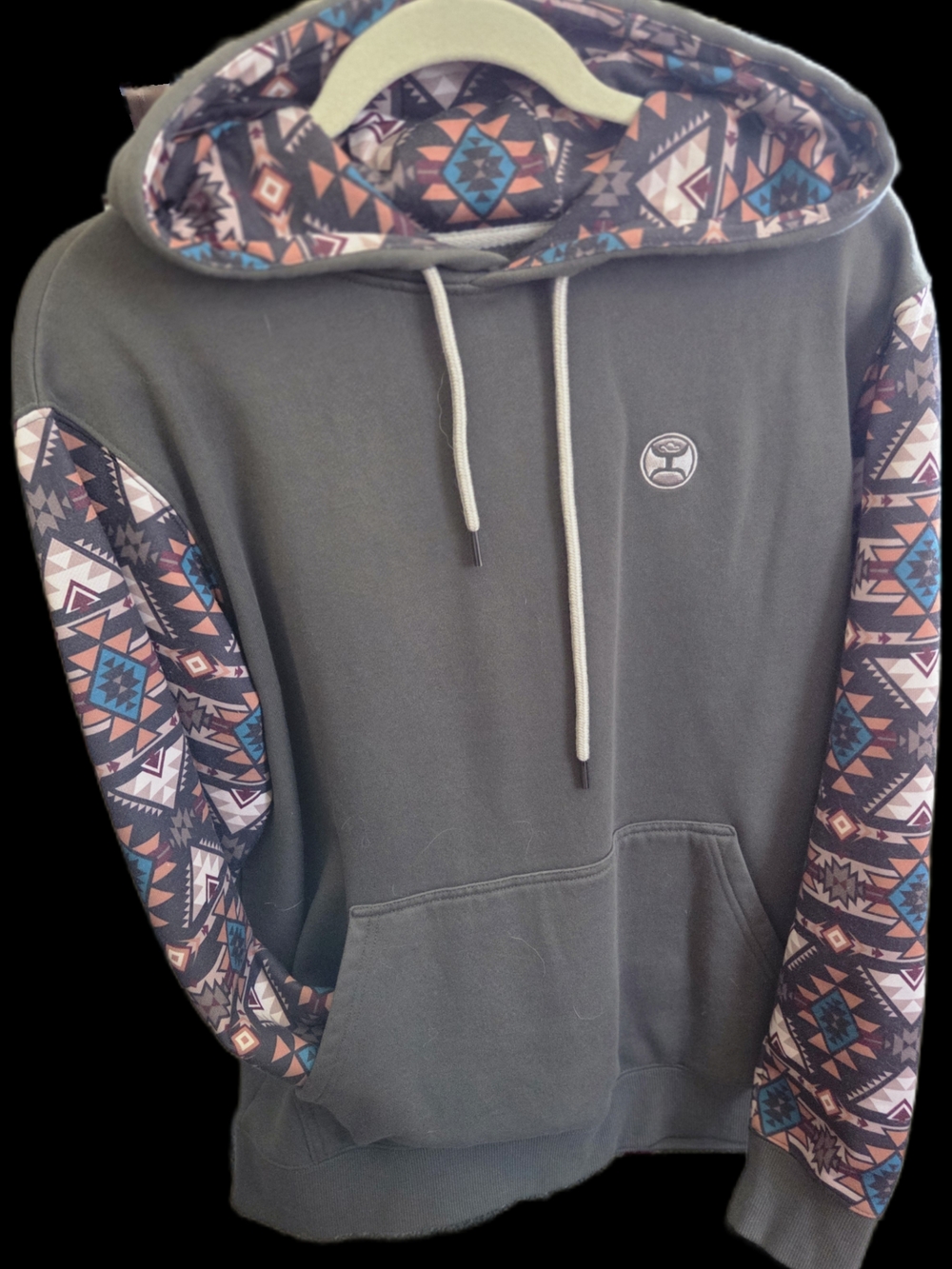 SUMMIT’’ HOOEY MENS  HOODY southwestern pale size medium. Tried on never worn